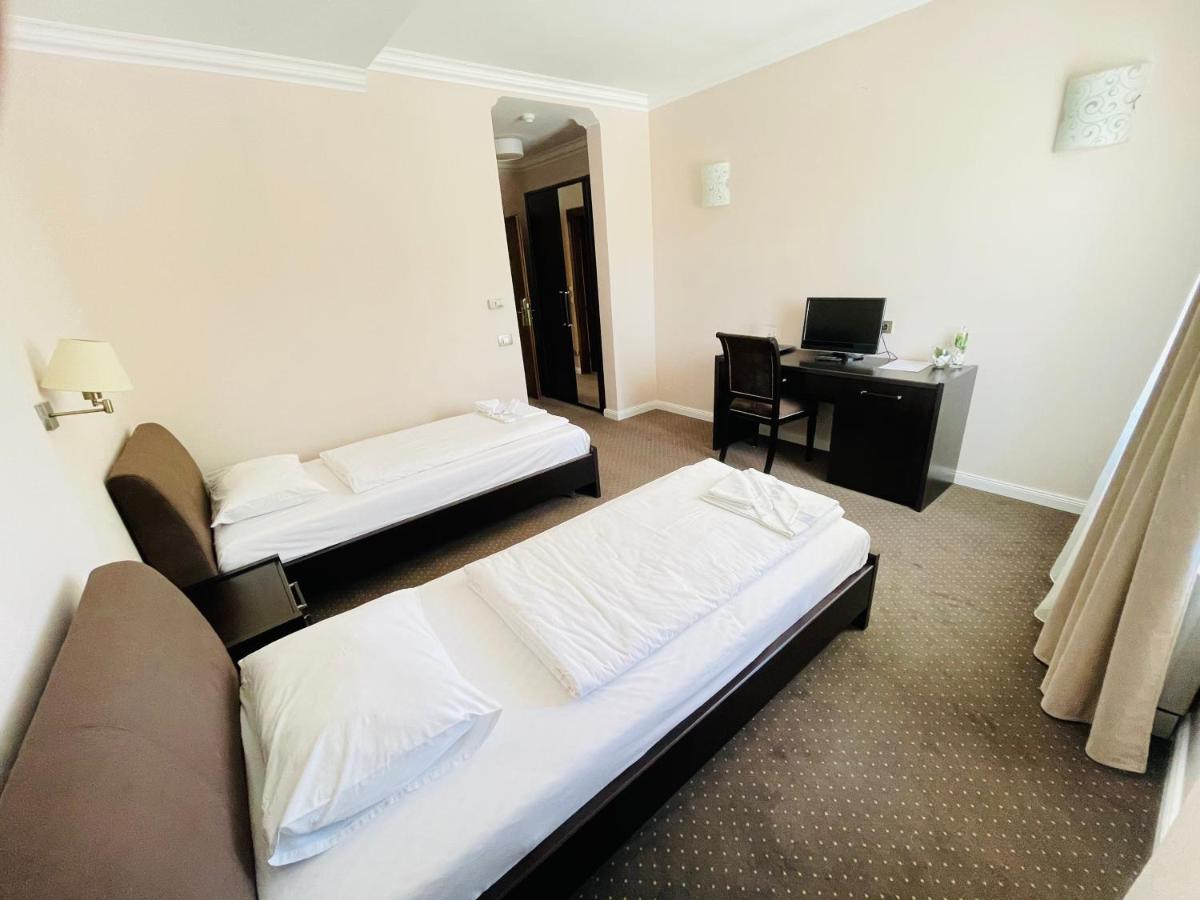 Hotel Opal Zalău Zewnętrze zdjęcie