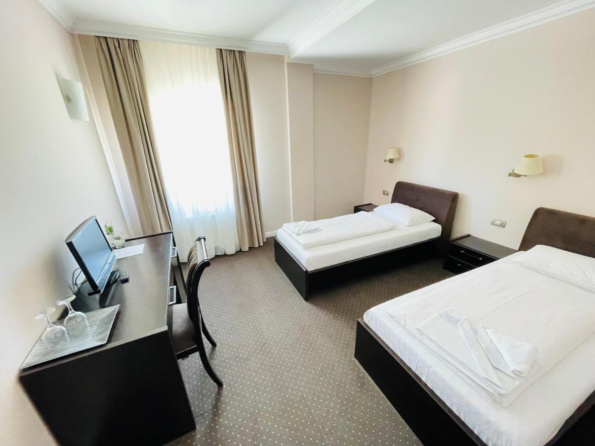 Hotel Opal Zalău Zewnętrze zdjęcie