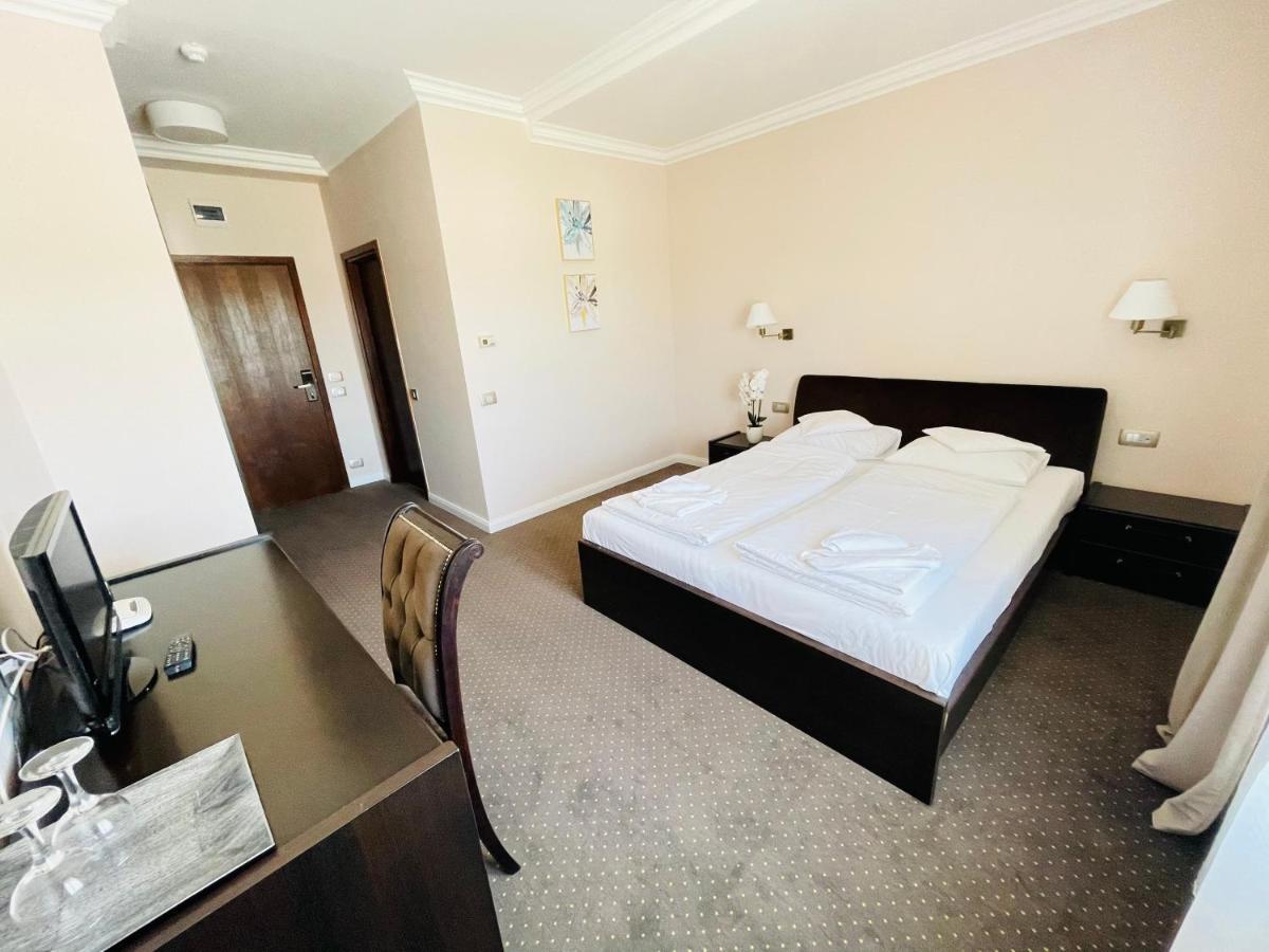 Hotel Opal Zalău Zewnętrze zdjęcie